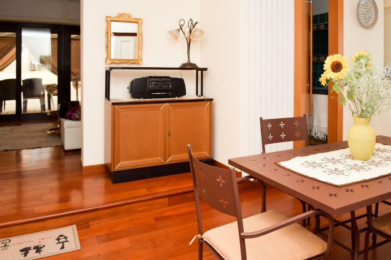 Apartamento Vuemme 97 Bari Exterior foto