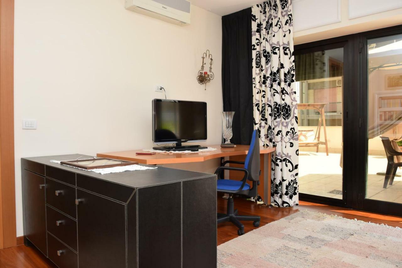 Apartamento Vuemme 97 Bari Exterior foto